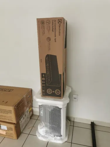 Ar Condicionado Inverter Electrolux 12000 BTUs - Novo (caixa lacrada)