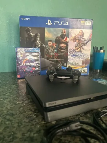 Ps4 -slim