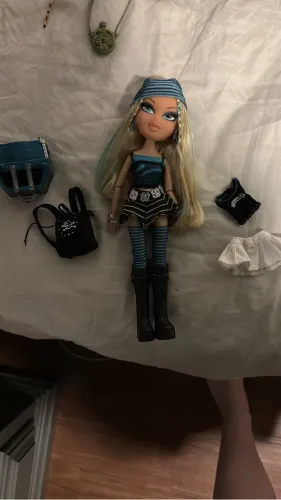 Bratz Cloe Treasurez Incompleta