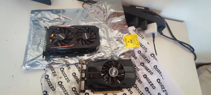 2 Placas de Video GTX 1050 2GB Asus e Gigabyte