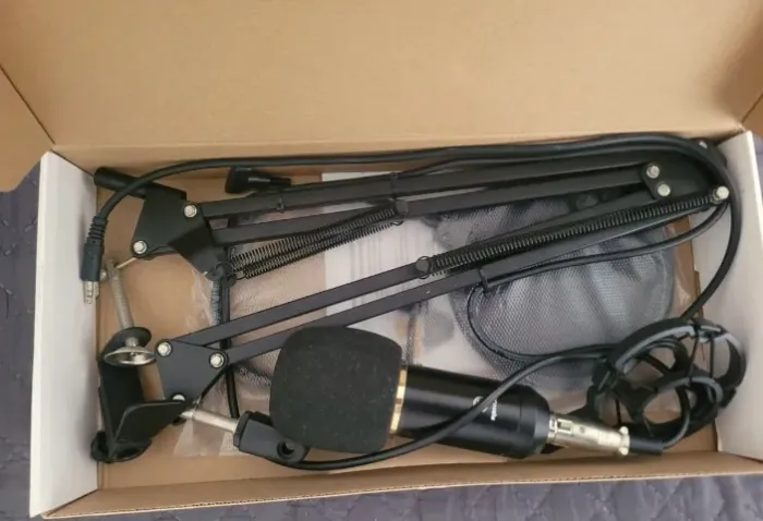 MICROFONE PROFISSIONAL CONDENSADOR RENUX RE-M601