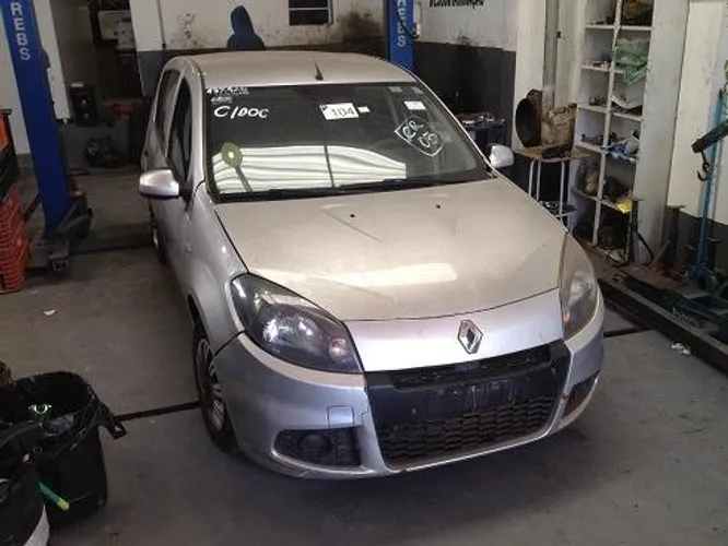 Sucata Desmontada para Peças Renault Sandero 1.0 1.6 2007 2014
