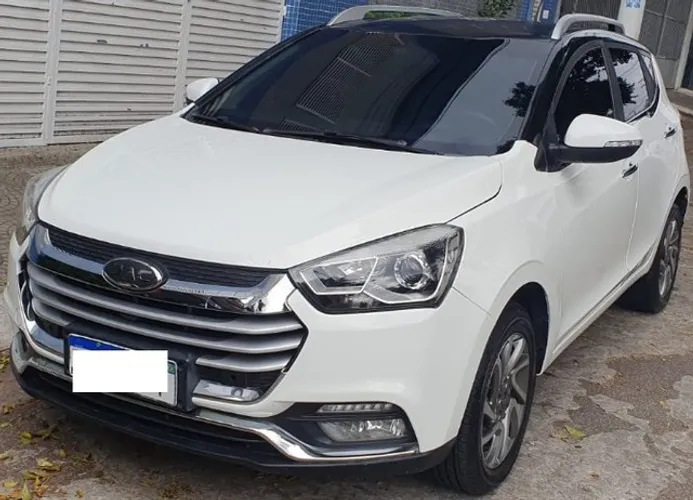 Jac t40 2018 Zerado couro ar multimidia direçao vidro trava camera doc 2022 pneus novos