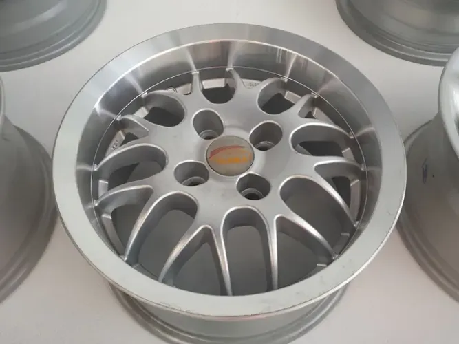 Roda aro 14 Bbs tala 7 prata  com diamantado 4x100 jogo