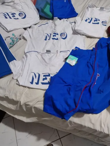 Uniforme colégio Neo Latino.