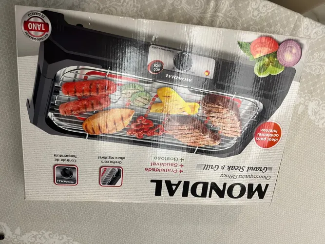 Grill Elétrico Mondial - Novo