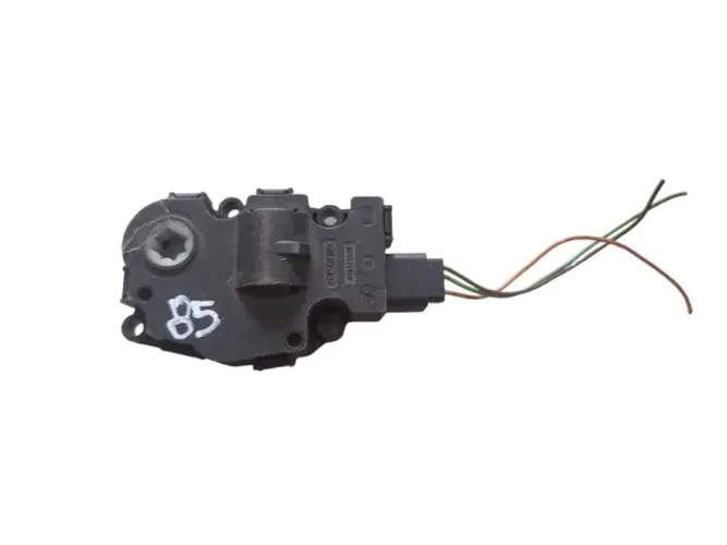 Motor Atuador Caixa Ar Condicionado Bmw X1 N85