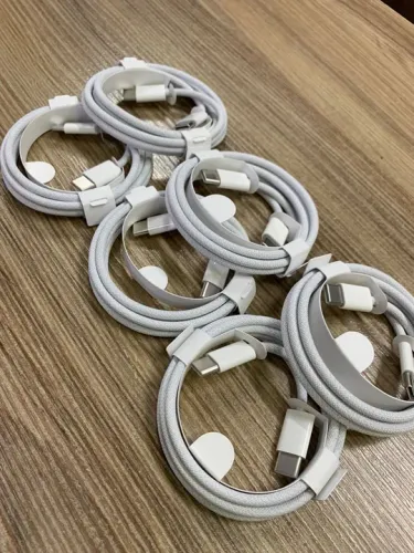 Cabo USB-CC original para iPhone 15, 15 Pro e 15 Pro max