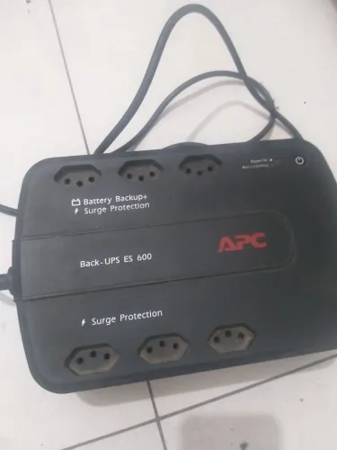 Nobreak APC Back-UPS ES 600 - 6 Tomadas