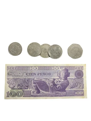Conjunto de Moedas e uma Nota de 100 Pesos Mexicanos