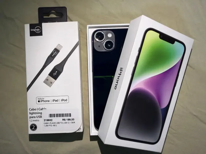 iPhone 15 256gb semi novo