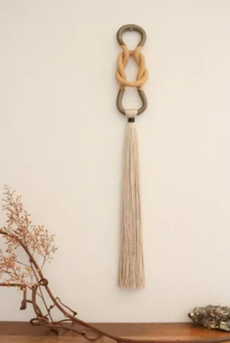 Colar decorativo de parede