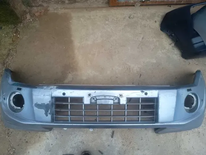 Para-choque dianteiro Mitsubishi Pajero full etq4538