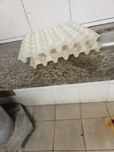 Porta Ovos de Plástico Resistente - Para Restaurantes e Cozinhas