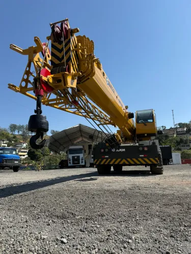 GUINDASTE RT 30 TON. (2013)