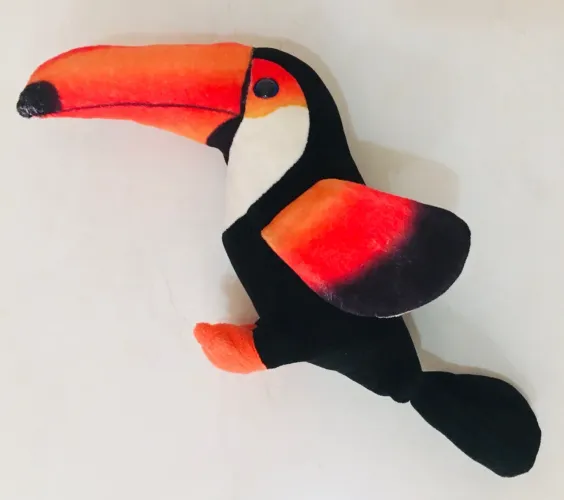 Pelúcia Tucano Colorido