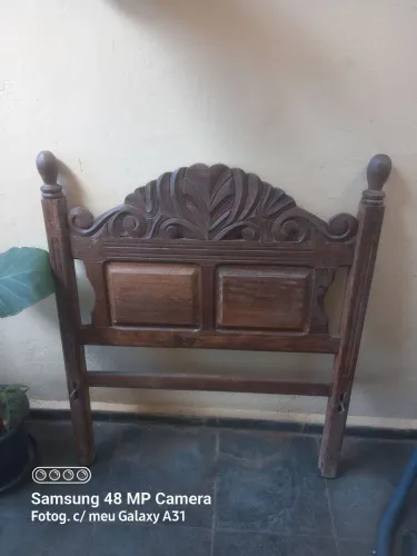 Cama sucupira maciça solteiro