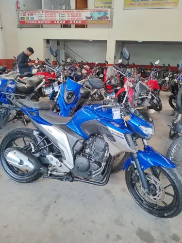 YAMAHA FZ25 2021 Vitória motors