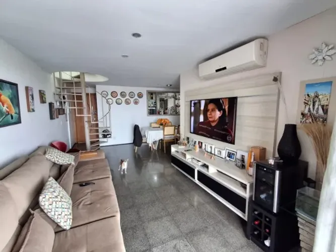 Cobertura Duplex 250m² Portal da Cidade c/ 4 Qts sendo 2 Suítes Modulados e Climatizado