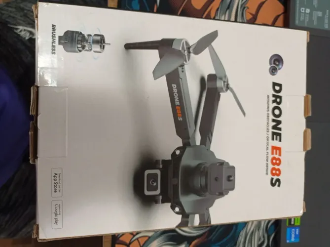 Drone E88s