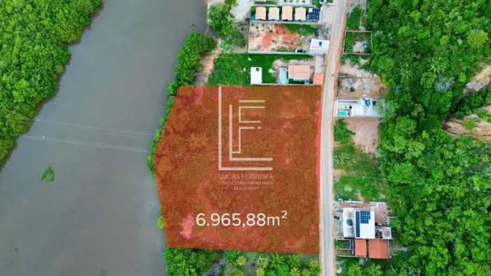 Área beira rio de 6.965,88m² ideal para empreendimentos turísticos no Povoado Cadoz