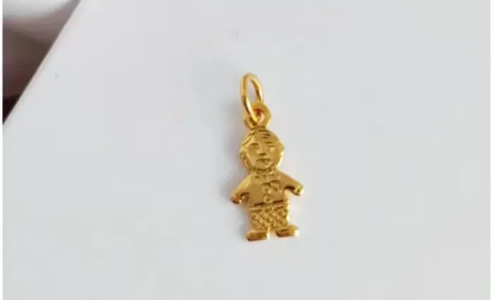 Pingente de ouro menino