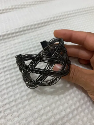 Pulseira bracelete trançada em metal