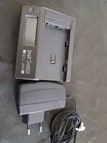 BATERIA COM Carregador para filmadoras Smart Charger SCL-200 para Câmeras