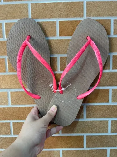 Havaianas Slim rose gold com Tiras Rosa