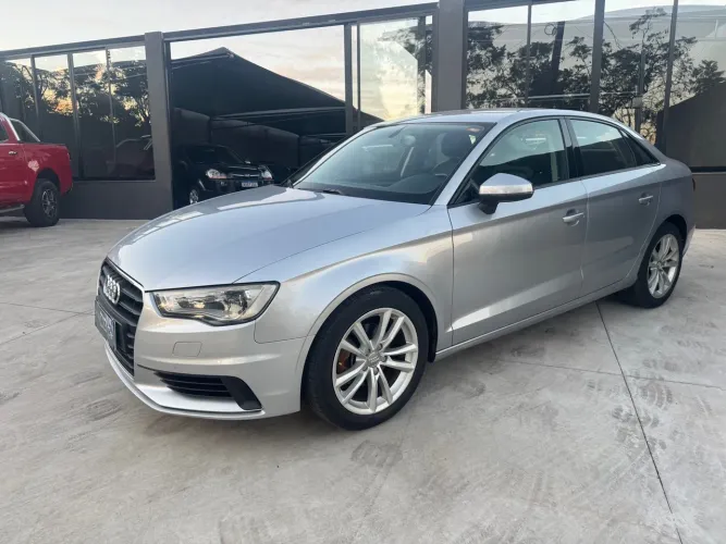 Audi A3 Sedan 1.4/ Attra. 16V TB FSI S-tronic 2015