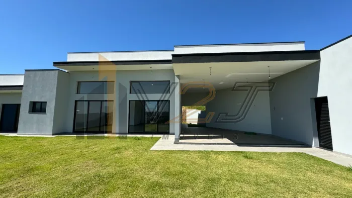 Casa à venda no Condomínio Residencial Jardim Primavera em Louveira/SP