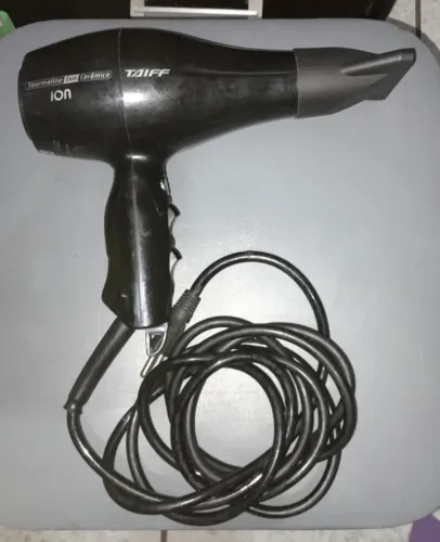Secador De Cabelo TAIFF Tourmaline Ion Cerâmica (2000W/127V)