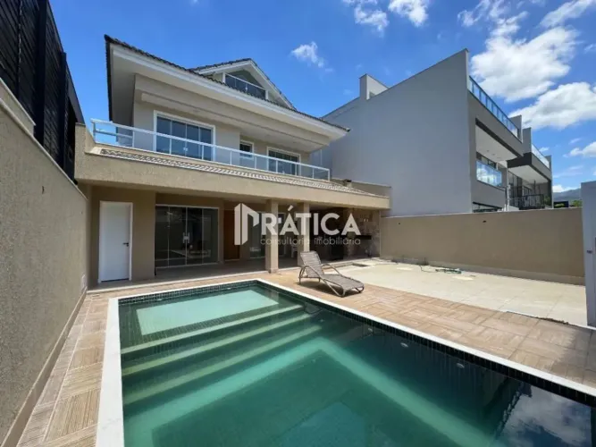 Condomínio Bothanica Nature - Excelente casa Triplex com 320m² de área construída