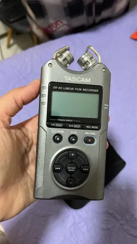 Gravador Tascam DR40