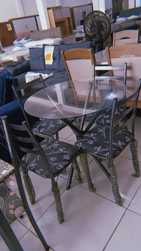 Mesa de Jantar 4cadeiras em Vidro-NOVA!!!