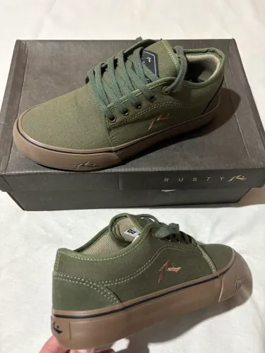 Tenis Rusty 35