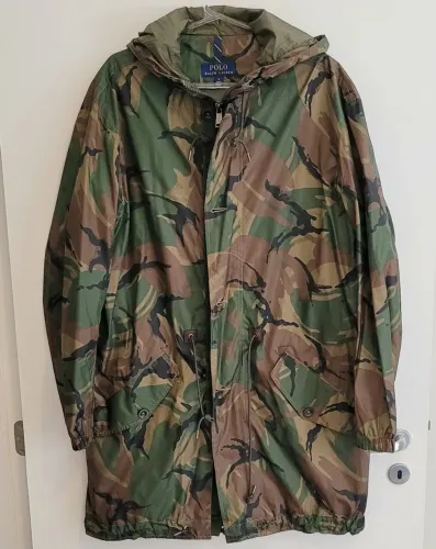 Capa de chuva camuflada Polo