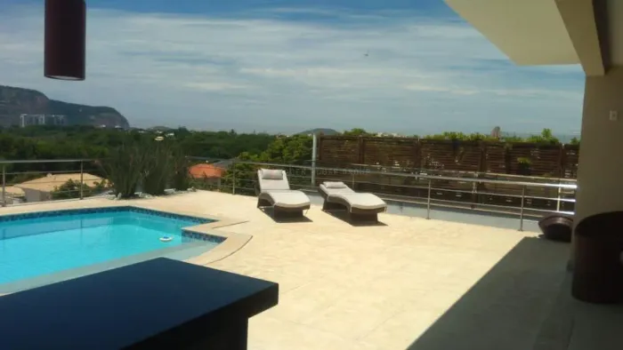 Open House vende linda casa no Condomínio Ubá Camboinhas