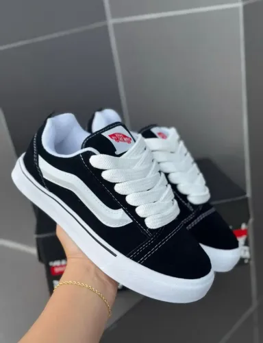 Tênis Vans Knu na promoção!