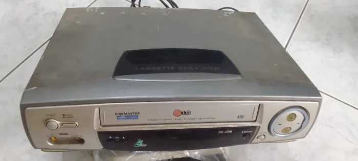 Videocassete LG Cinemaster Millennium CC-400B - Vintage Retrô 