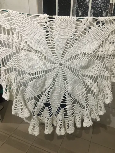 Trabalho em tricô muito bonito grande 