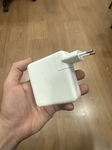 Carregador MacBook / iPhone Apple USB-C de 87 W (modelo A1719)