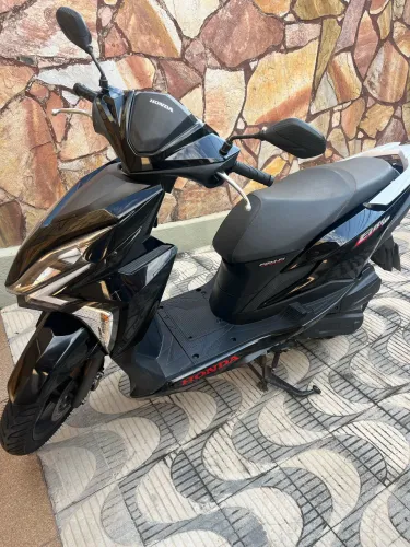 Honda Elite 125 - automática