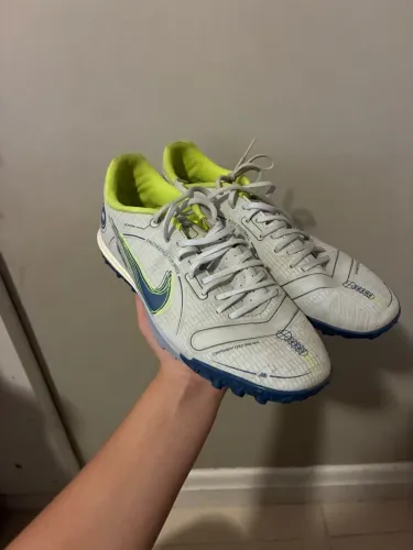 Chuteira Nike