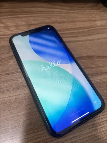 Iphone 11 preto com 128gb em excelente estado - Funcionando
