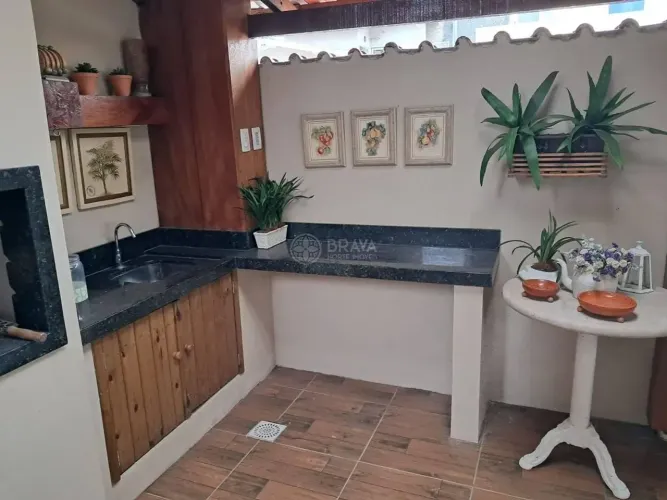 CASA COMERCIAL NO BAIRRO FAZENDA