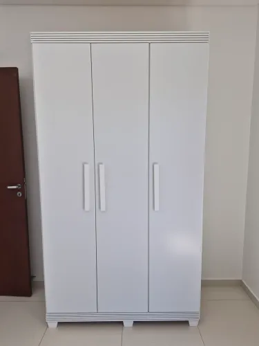 Roupeiro Solteiro nunca usado