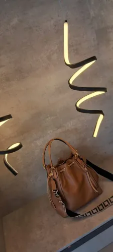 Bolsa 100% em COURO!!! Aberta a negociações!