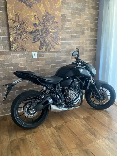 MT07