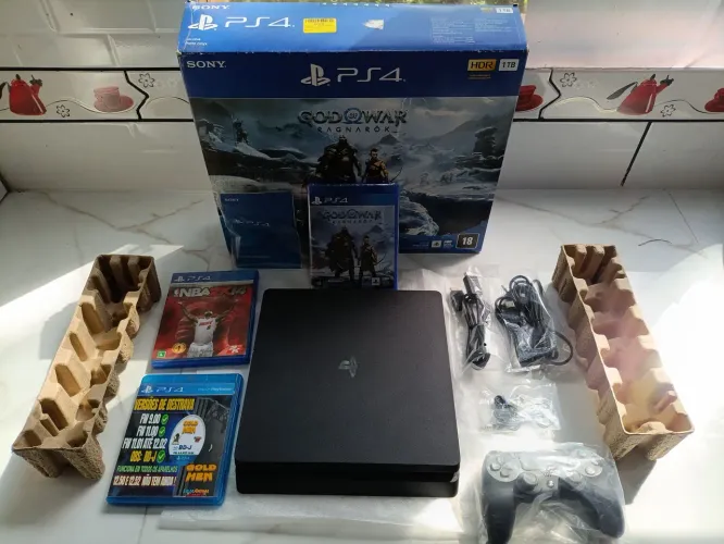PS4 Slim 1TB Desbloqueado 11.00